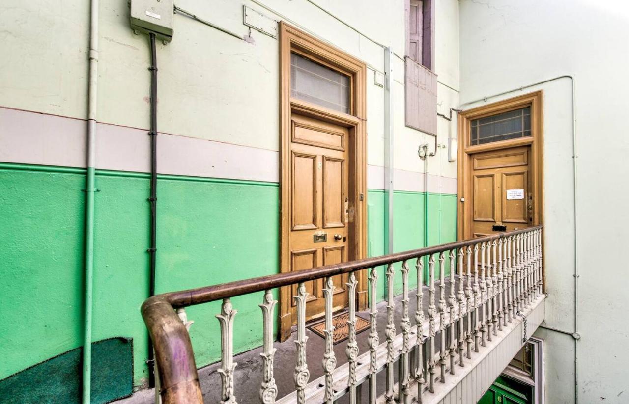 Entire Period Flat By City Centre Edimburgo Esterno foto