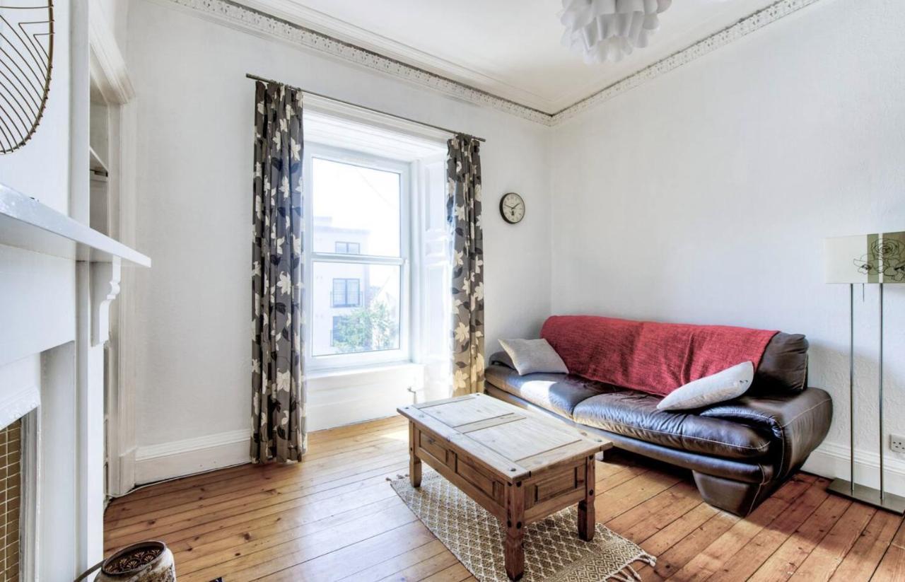 Entire Period Flat By City Centre Edimburgo Esterno foto